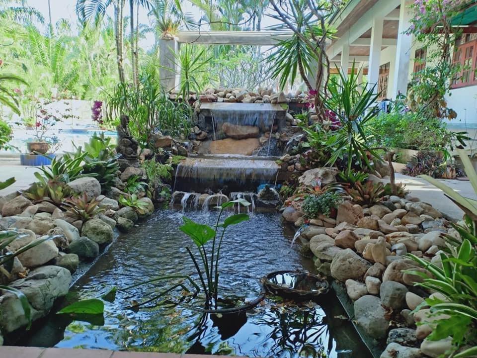 Ekman Garden Resort Sichon Bagian luar foto