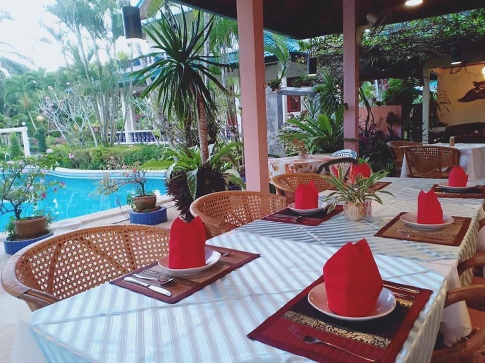 Ekman Garden Resort Sichon Bagian luar foto