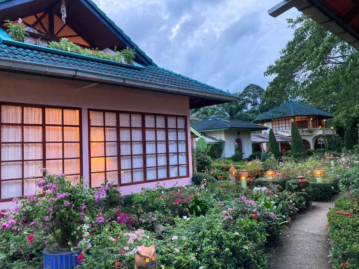 Ekman Garden Resort Sichon Bagian luar foto