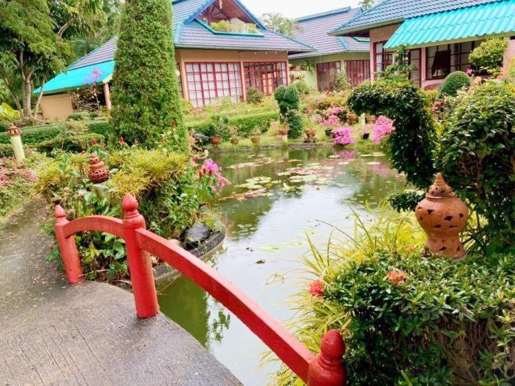 Ekman Garden Resort Sichon Bagian luar foto