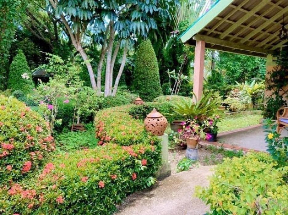 Ekman Garden Resort Sichon Bagian luar foto