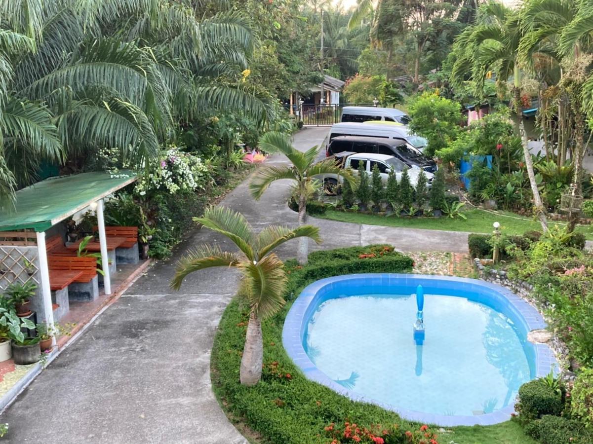 Ekman Garden Resort Sichon Bagian luar foto
