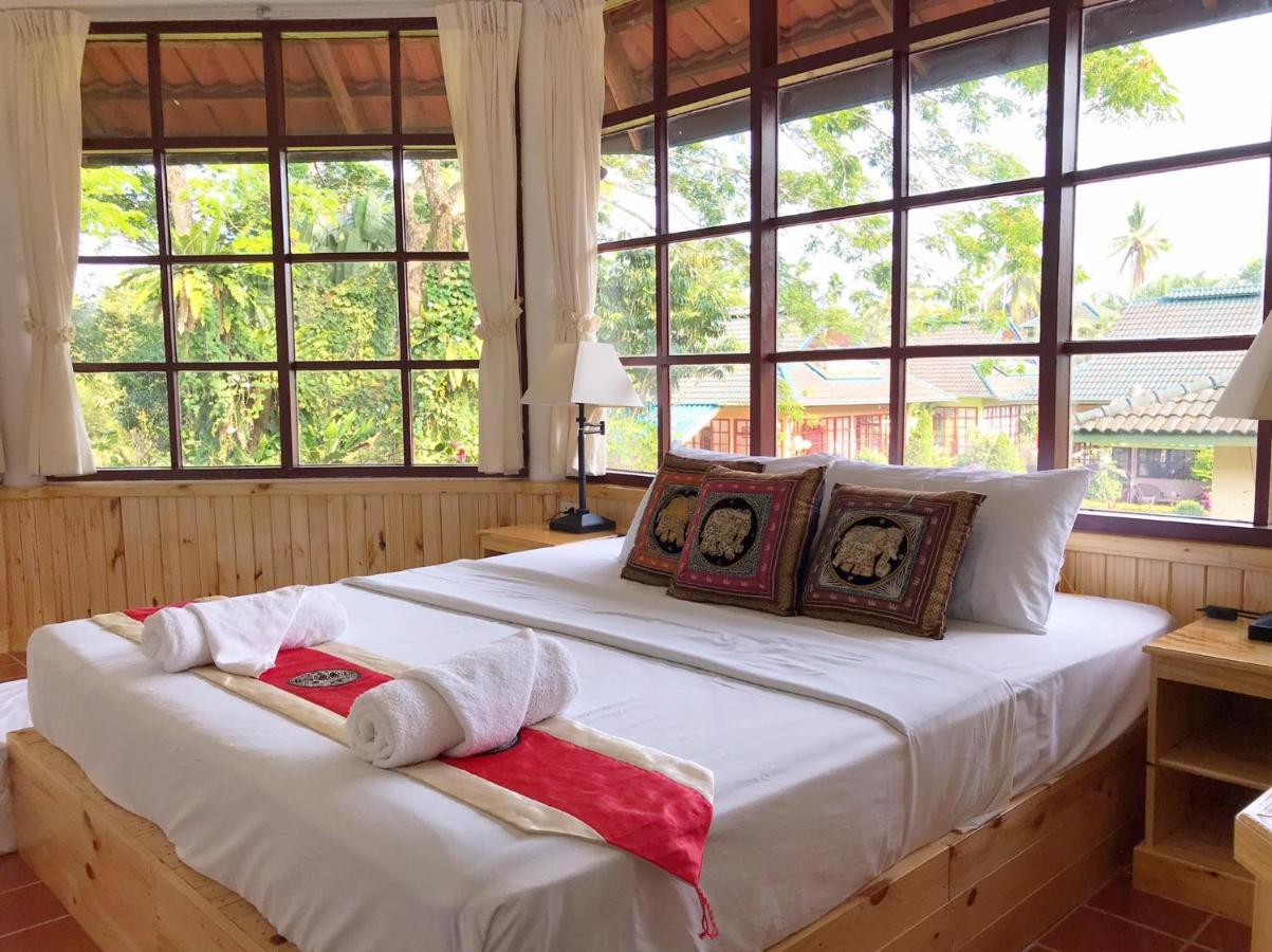 Ekman Garden Resort Sichon Bagian luar foto