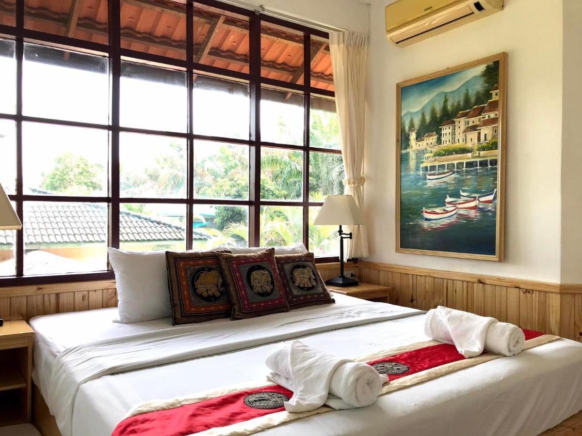 Ekman Garden Resort Sichon Bagian luar foto